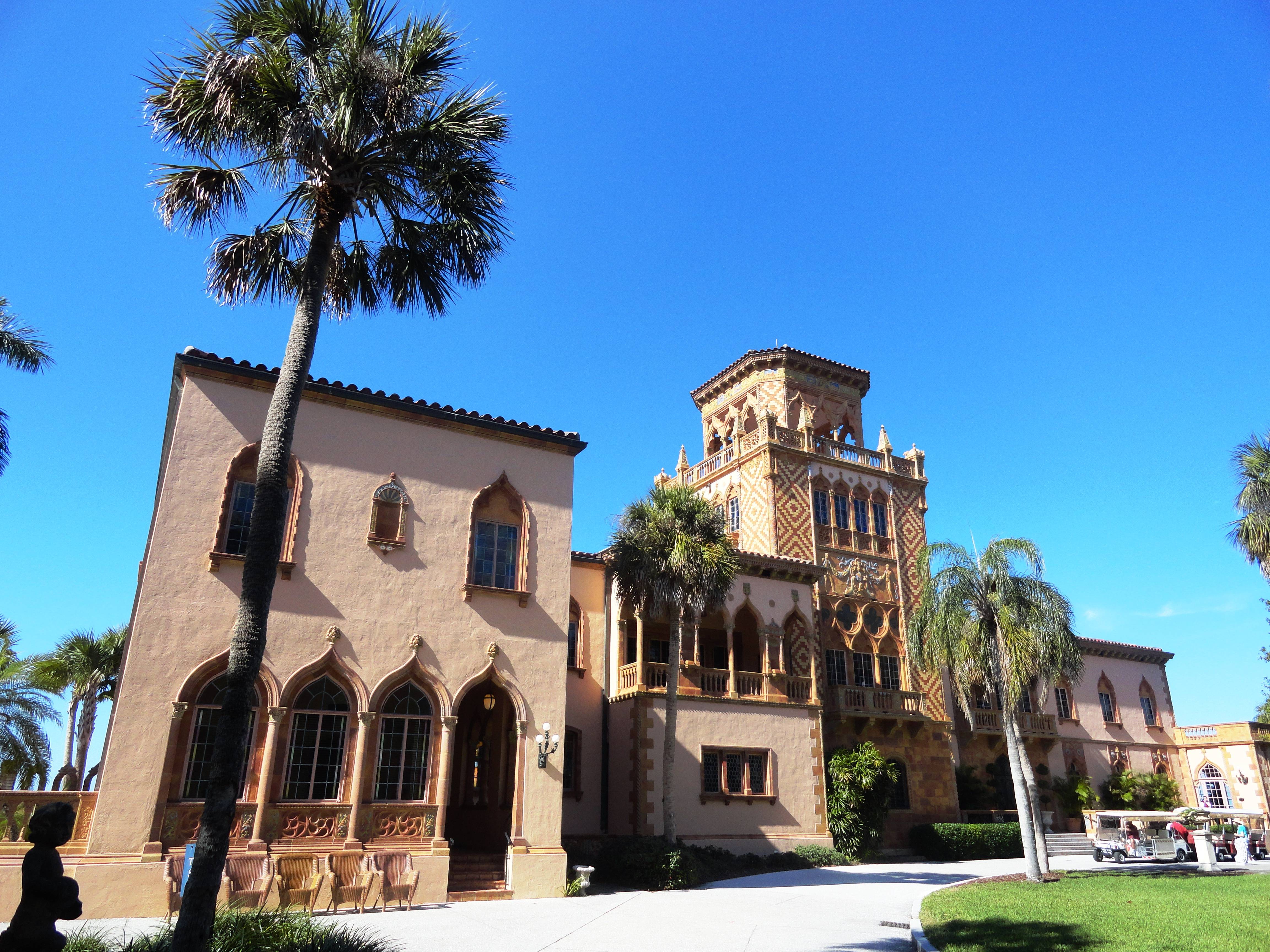 Sarasota, FL Living in Paradise